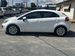 2011 KIA RIO 5D HATCHBACK Si UB