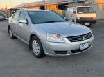 2006 MITSUBISHI 380 4D SEDAN ES DB SERIES II