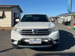 2013 TOYOTA KLUGER 4D WAGON KX-R (FWD) 7 SEAT GSU40R MY11 UPGRADE